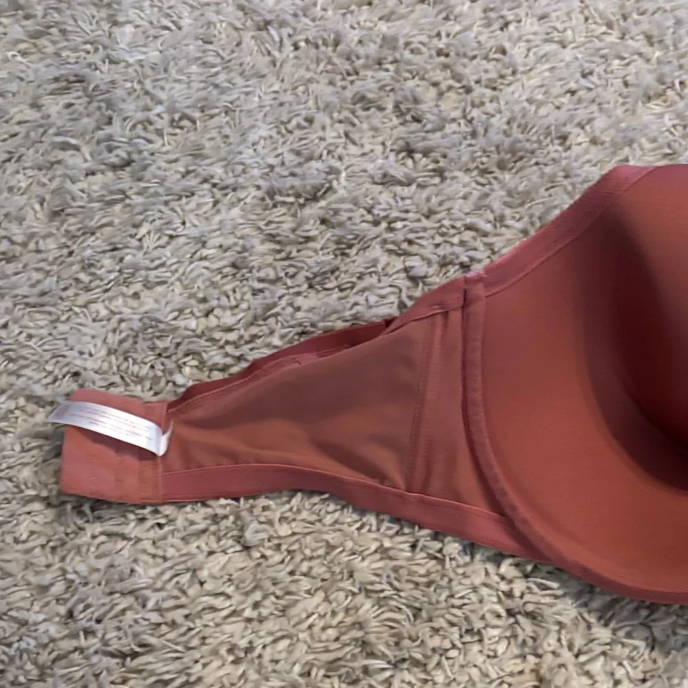 Cacique Rust and White Lace Bra
